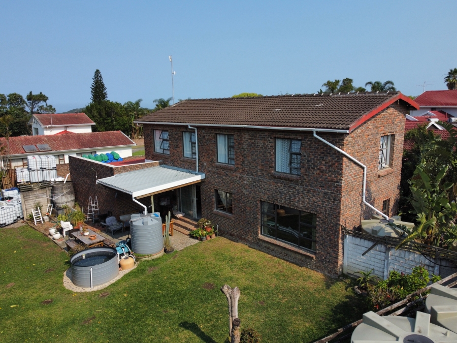 4 Bedroom Property for Sale in Beacon Bay Eastern Cape